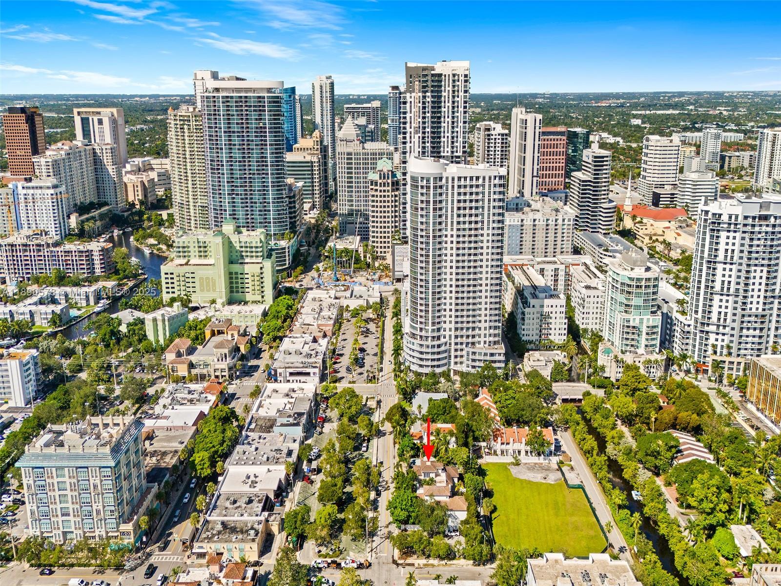 821 Southeast 2nd Court Fort Lauderdale, FL 33301 - Photo 6 of 48