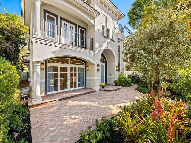 $3,125,000 | 821 Southeast 2nd Court, Fort Lauderdale, FL 33301