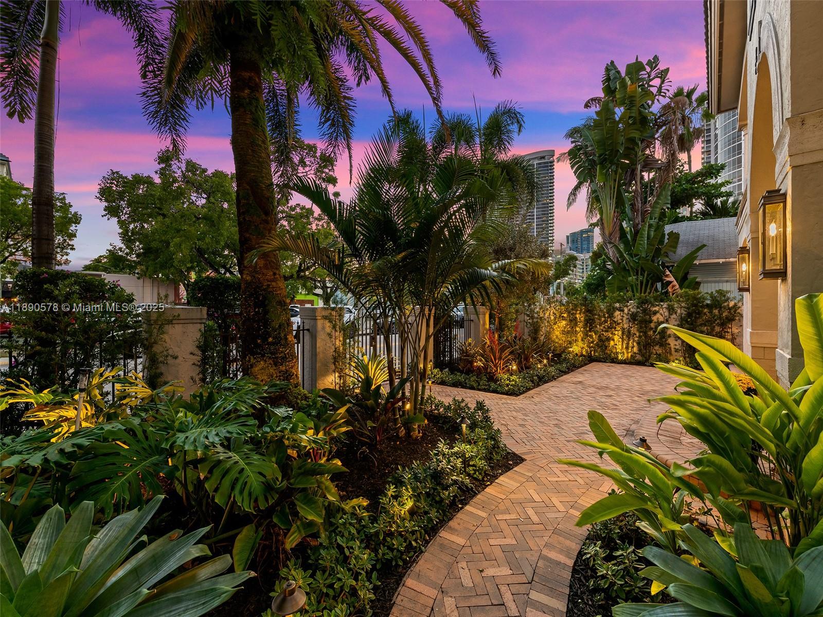 821 Southeast 2nd Court Fort Lauderdale, FL 33301 - Photo 8 of 48