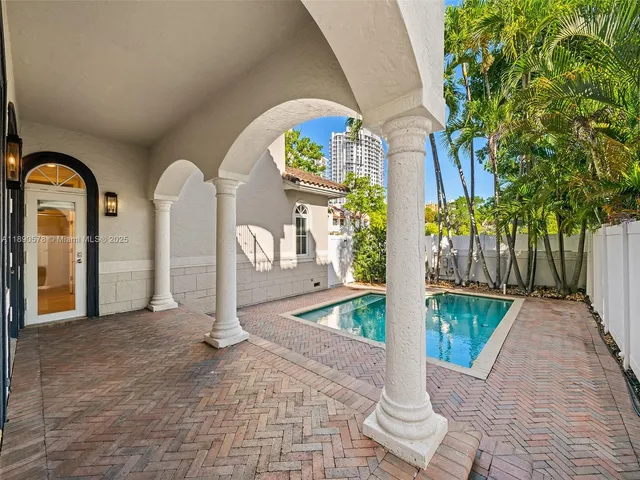 $3,125,000 | 821 Southeast 2nd Court, Fort Lauderdale, FL 33301