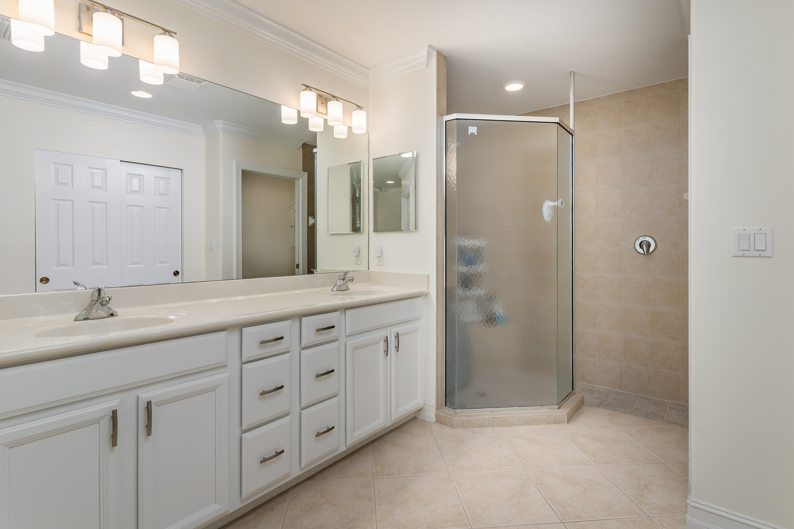 1281 Rialto Way, Unit 101 Naples, FL 34114 - Photo 12 of 26 1281 rialto way #101-19