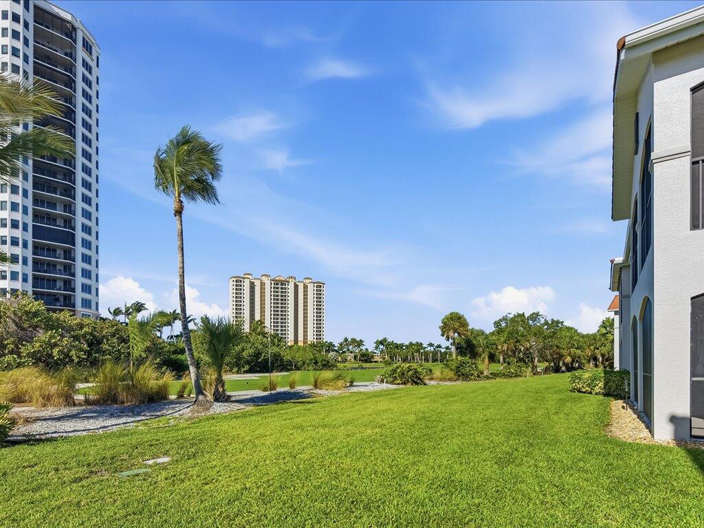 1281 Rialto Way, Unit 101 Naples, FL 34114 - Photo 20 of 26 05-1281 Rialto Way 102 Naples FL-27
