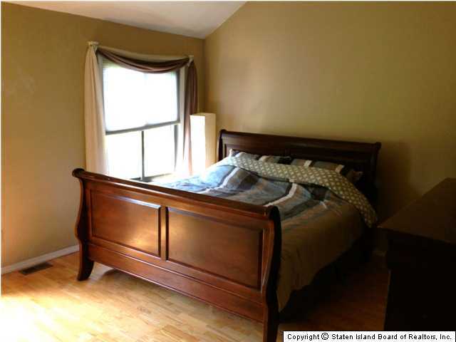 281 Signs Road, Unit F Staten Island, NY 10314 - Photo 15 of 20 Additional Photo