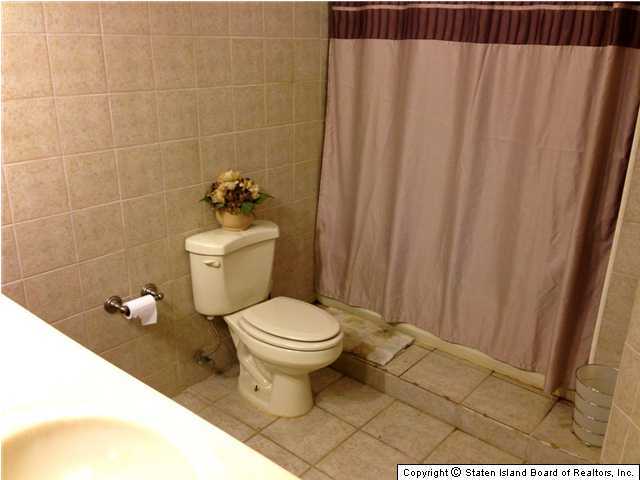 281 Signs Road, Unit F Staten Island, NY 10314 - Photo 17 of 20 Additional Photo