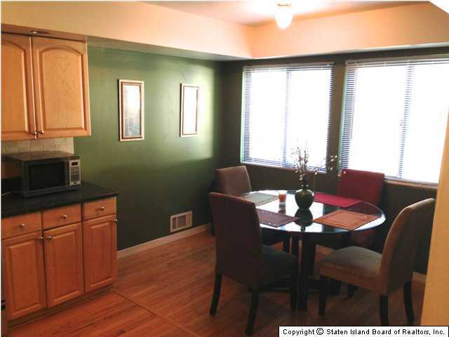 281 Signs Road, Unit F Staten Island, NY 10314 - Photo 3 of 20 Additional Photo