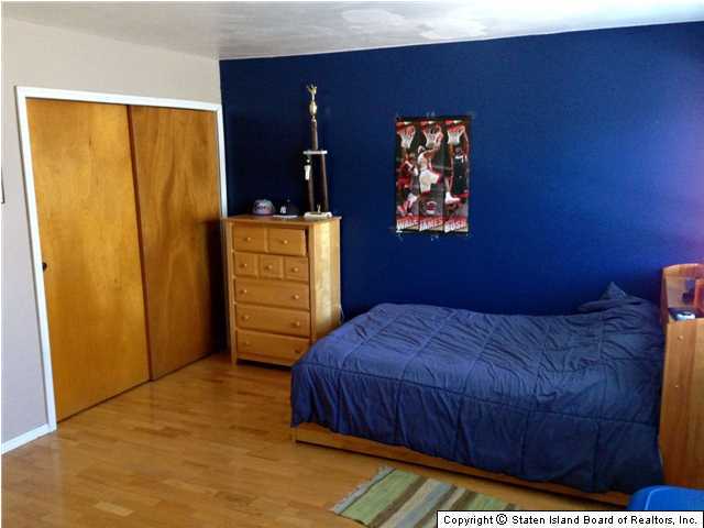281 Signs Road, Unit F Staten Island, NY 10314 - Photo 9 of 20 Additional Photo