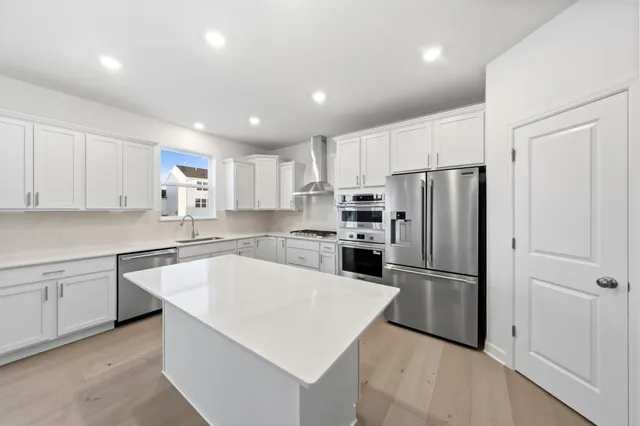 $499,655 | 1919 Ironwood Drive, Carver, MN 55315