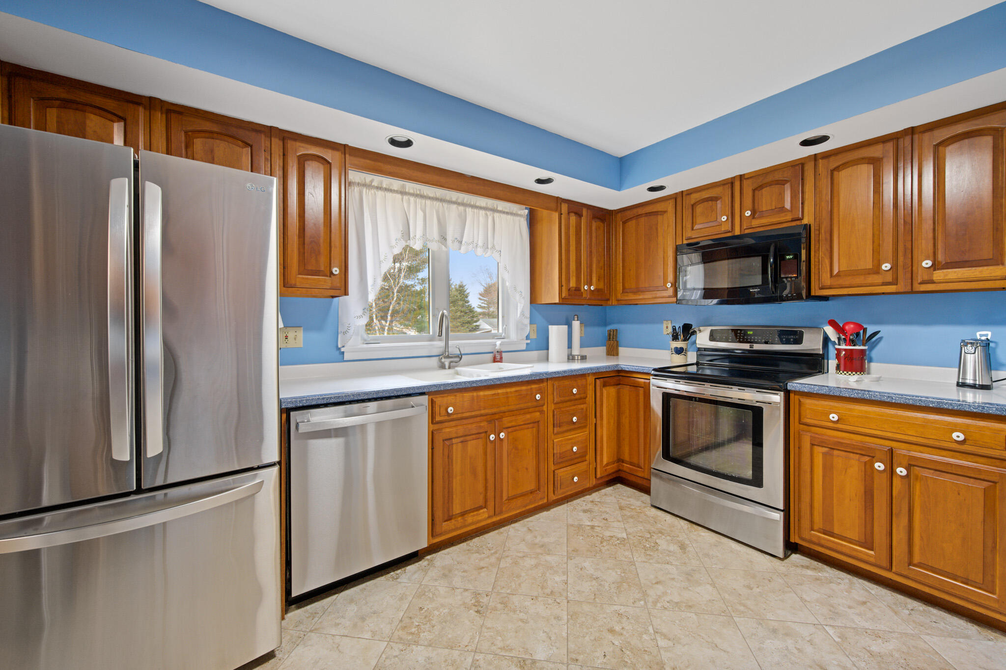 31 Sunset Strip Brewer, ME 04412 - Photo 7 of 45 DSC_7012