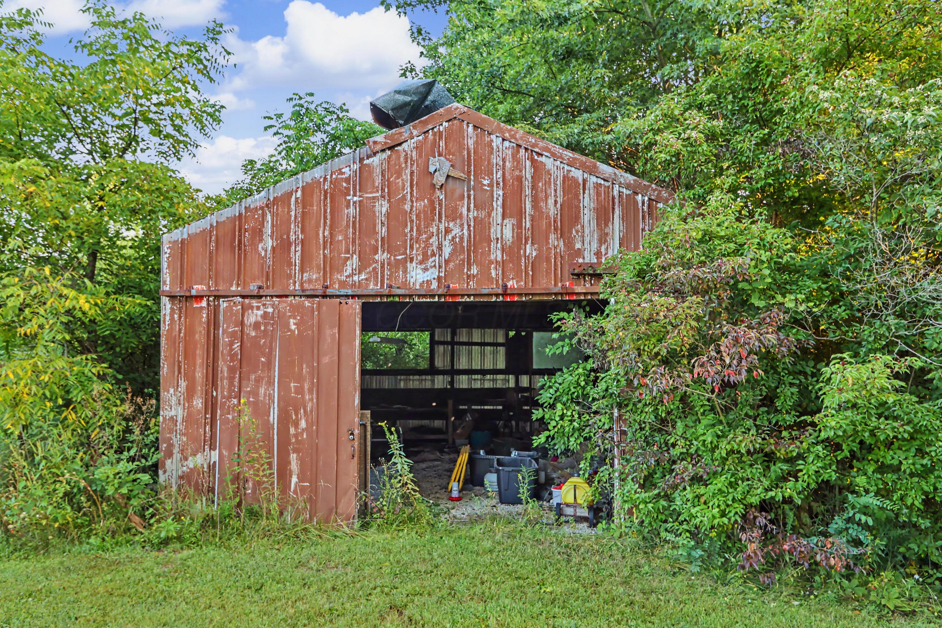 1812 Base Line Road West Plymouth, OH 44865 - Photo 39 of 43 2A5A9491