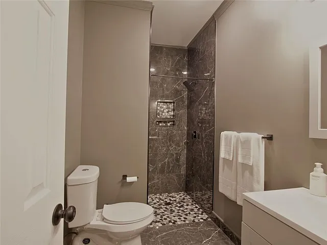 $675,000 | 1305 Fontainebleau Court Northeast, Lawrenceville, GA 30043