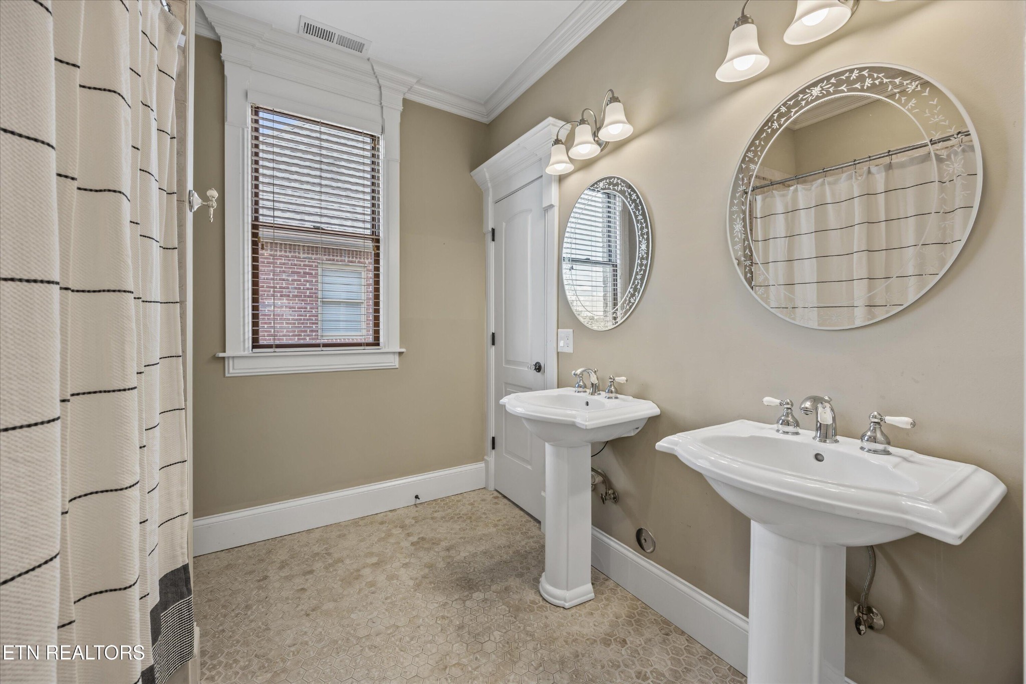 2321 Mystic Ridge Road Knoxville, TN 37922 - Photo 36 of 49 Gallery Image 36