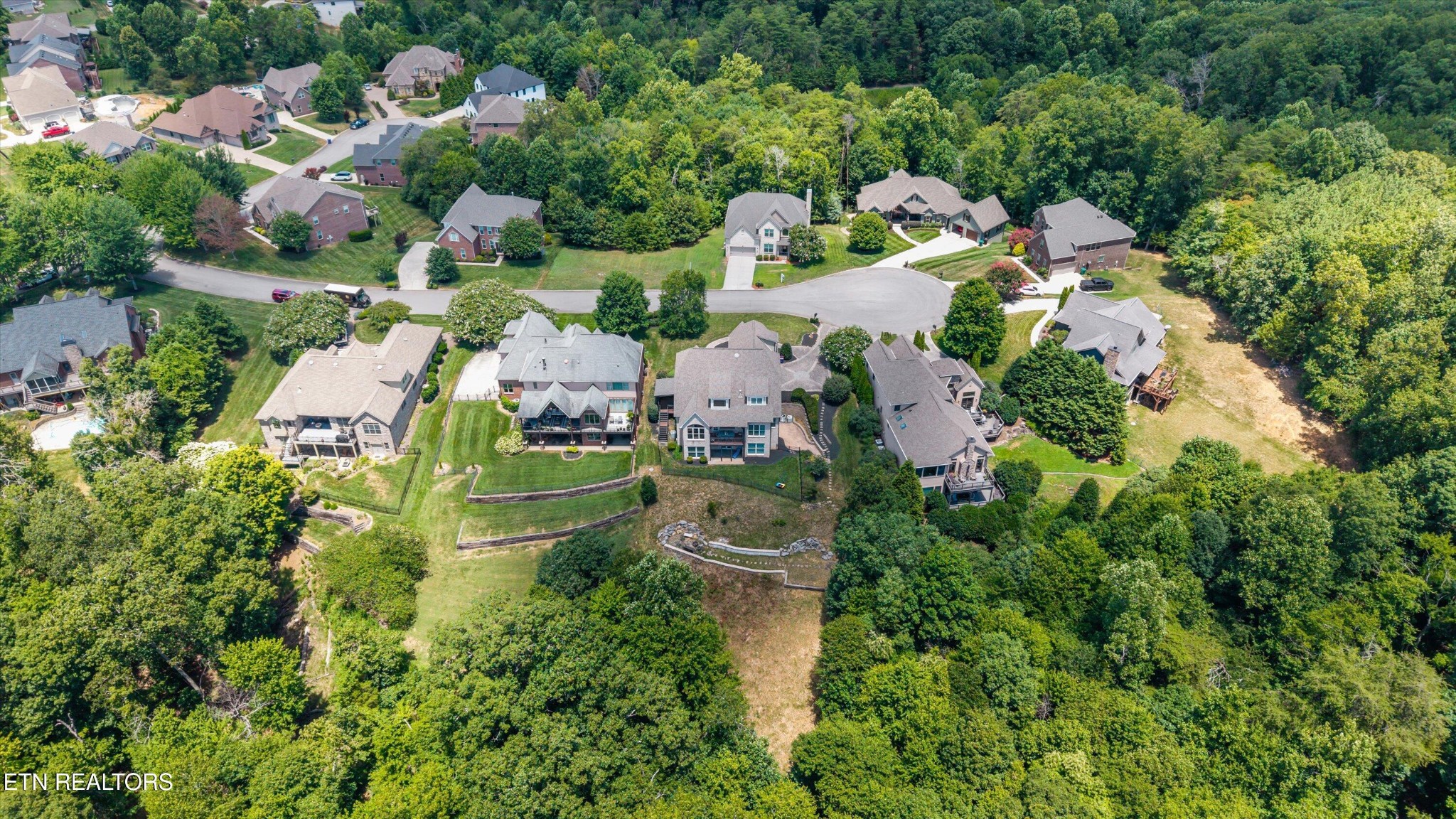 2321 Mystic Ridge Road Knoxville, TN 37922 - Photo 8 of 49 Gallery Image 8