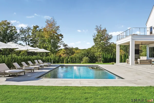 $8,696,000 | 688 Hulls Farm Road, Fairfield, CT 06890