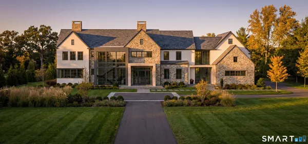 $8,696,000 | 688 Hulls Farm Road, Fairfield, CT 06890