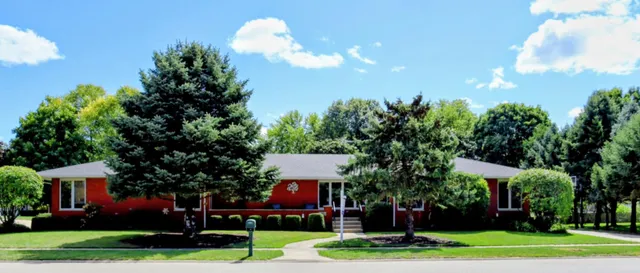 $412,500 | 12 Warren Drive, Mazon, IL 60444