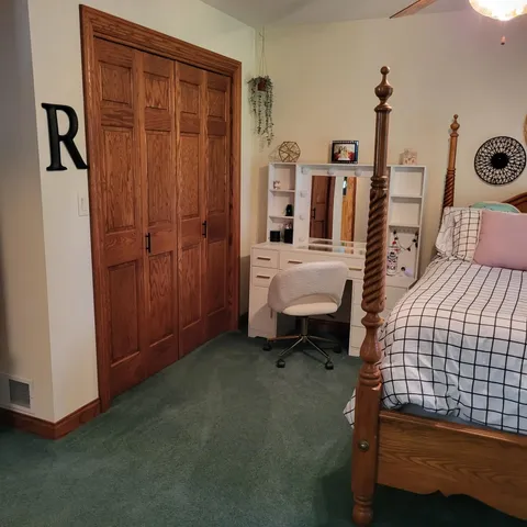 $412,500 | 12 Warren Drive, Mazon, IL 60444