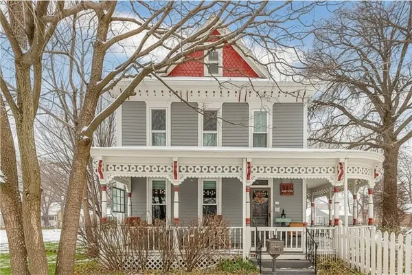 $365,000 | 318 West Cedar Street, Olathe, KS 66061