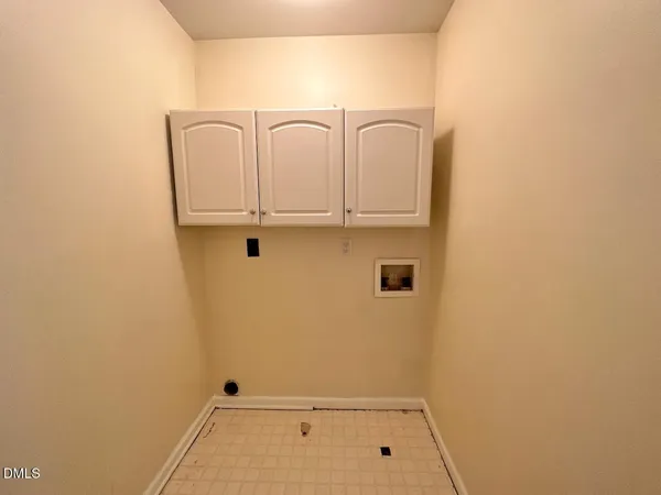 $2,400 | 2013 Henniker Street, Apex, NC 27523