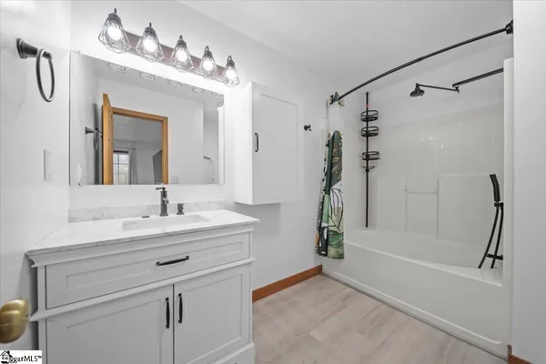 $389,000 | 640 Lawerence Road, Enoree, SC 29335