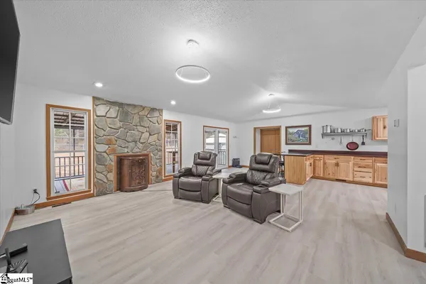 $389,000 | 640 Lawerence Road, Enoree, SC 29335