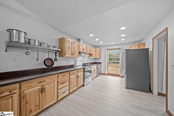 $389,000 | 640 Lawerence Road, Enoree, SC 29335