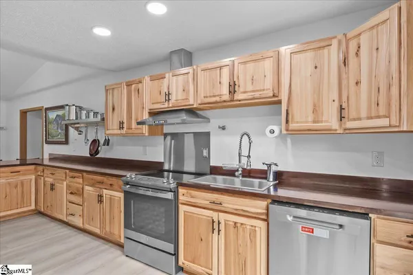 $389,000 | 640 Lawerence Road, Enoree, SC 29335