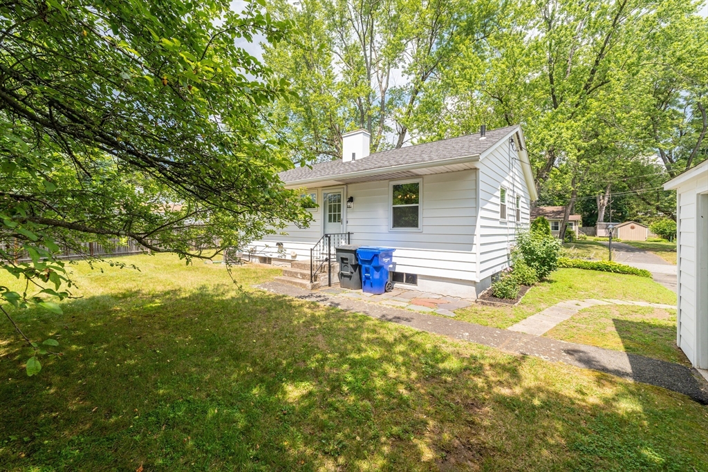 24 Higgins Street Springfield, MA 01108 - Photo 24 of 32