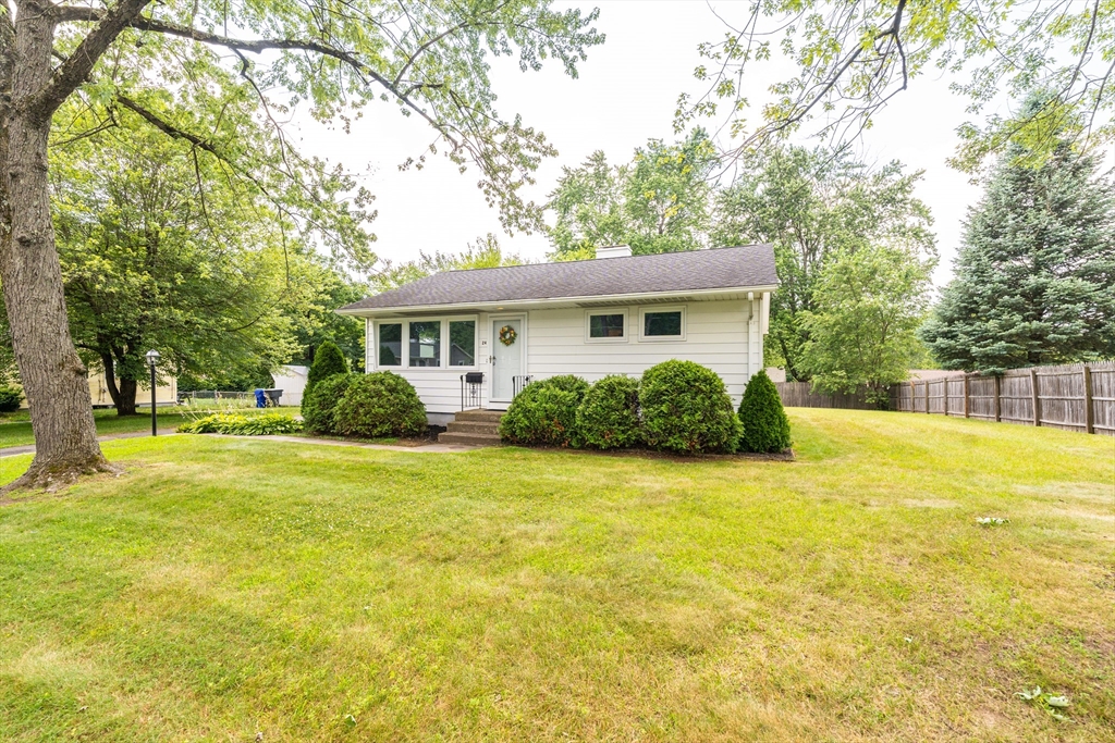 24 Higgins Street Springfield, MA 01108 - Photo 30 of 32