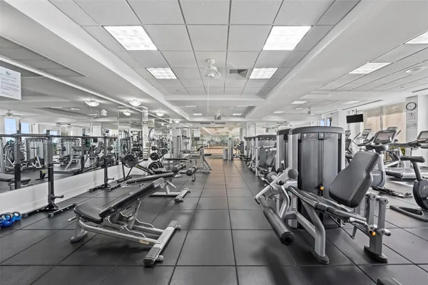 $2,295,000 | 16500 Collins Avenue, Unit TH8, Sunny Isles Beach, FL 33160