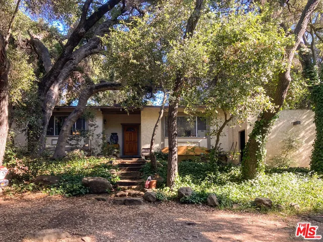 $1,395,000 | 25614 Timpangos Drive, Calabasas, CA 91302