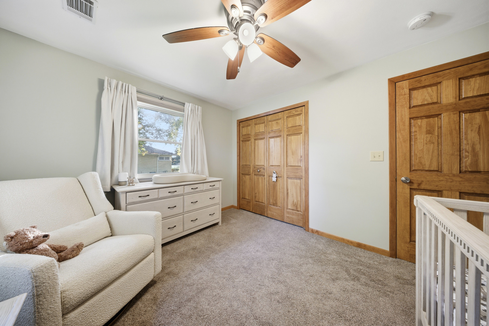 1360 Florence Drive Sycamore, IL 60178 - Photo 33 of 48 a living room with furniture and a window