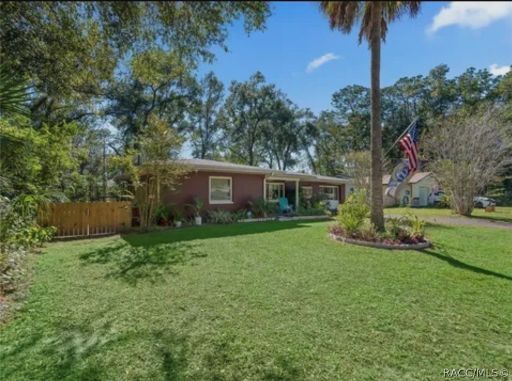 6046 East Loring Lane Inverness, FL 34452 - Photo 3 of 21