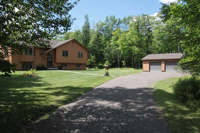 2945 Acquire Lane Duluth, MN 55804 - Photo 2 of 11 Gallery Image 2
