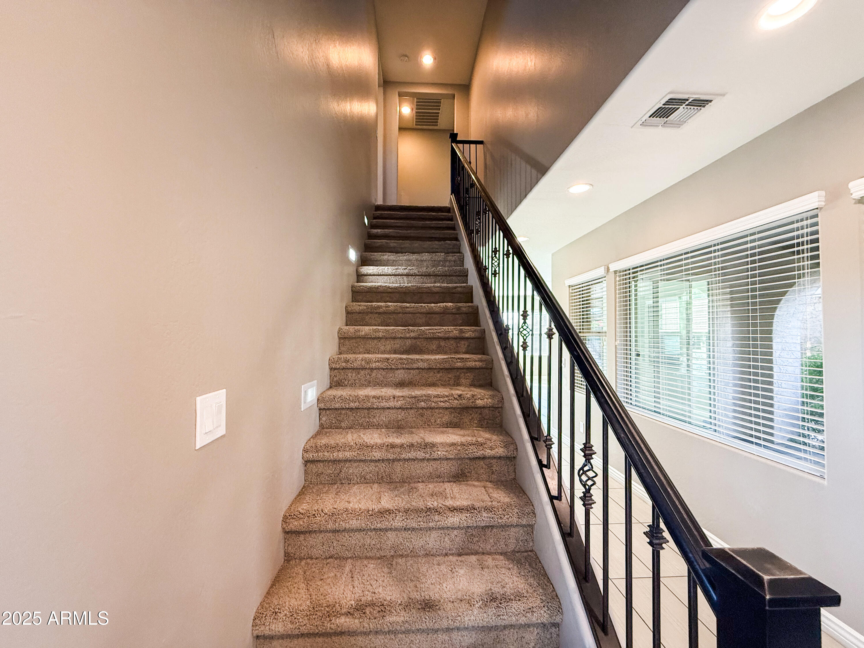 4711 East Daley Lane Phoenix, AZ 85050 - Photo 21 of 43 a view of entryway