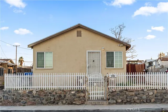 $179,000 | 536 East Fredricks Street, Barstow, CA 92311