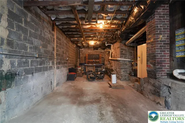 $119,900 | 110 Orwigsburg Street, Tamaqua, PA 18252