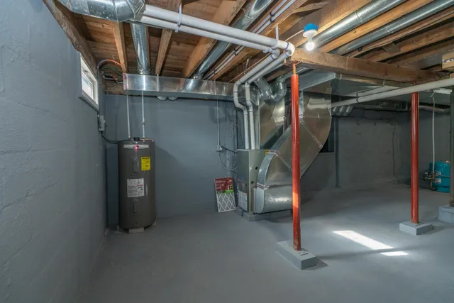 $399,900 | 6124 South 124th Avenue, Rothbury, MI 49452