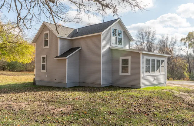 $399,900 | 6124 South 124th Avenue, Rothbury, MI 49452