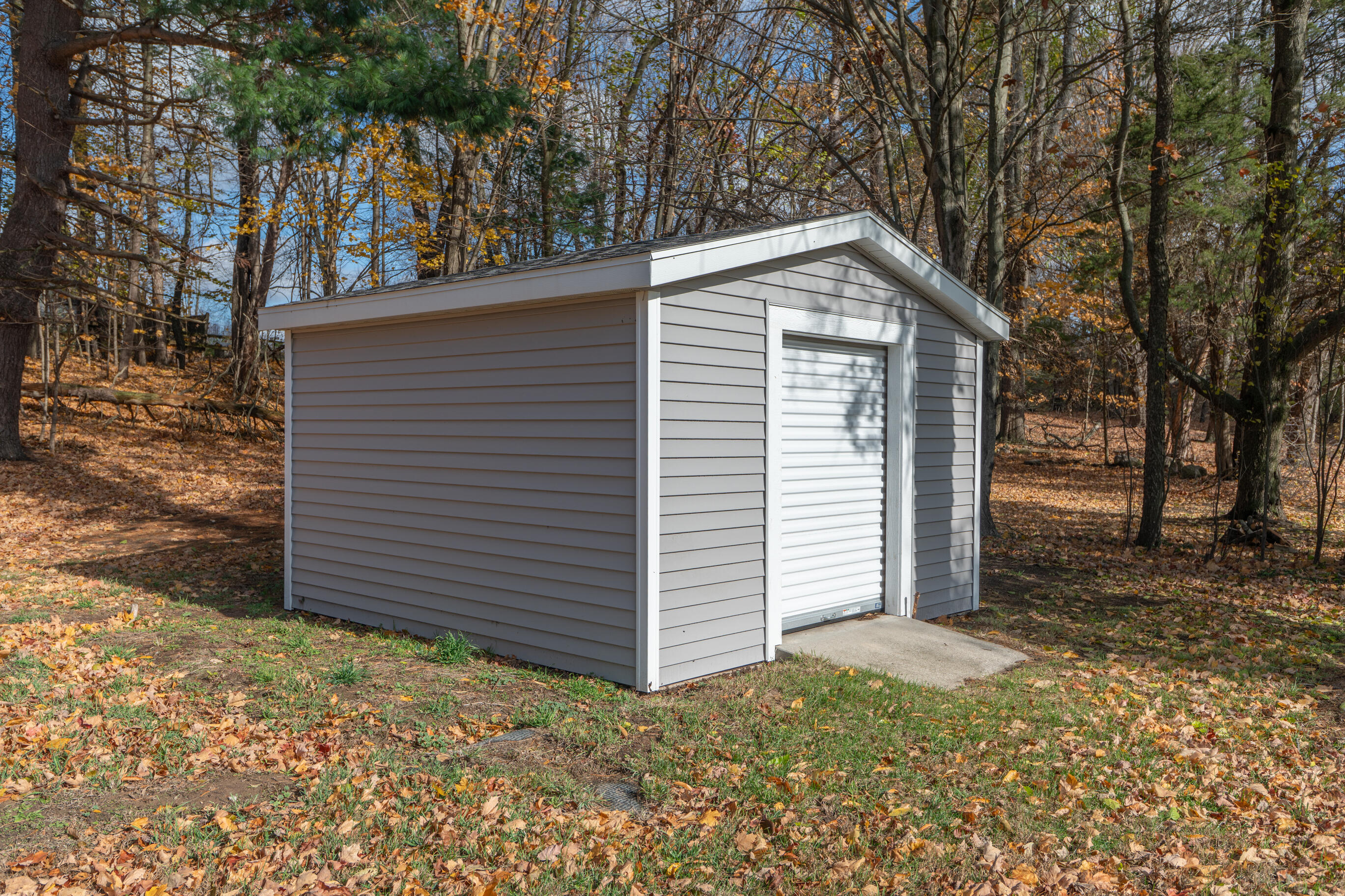 6124 South 124th Avenue Rothbury, MI 49452 - Photo 36 of 37 35