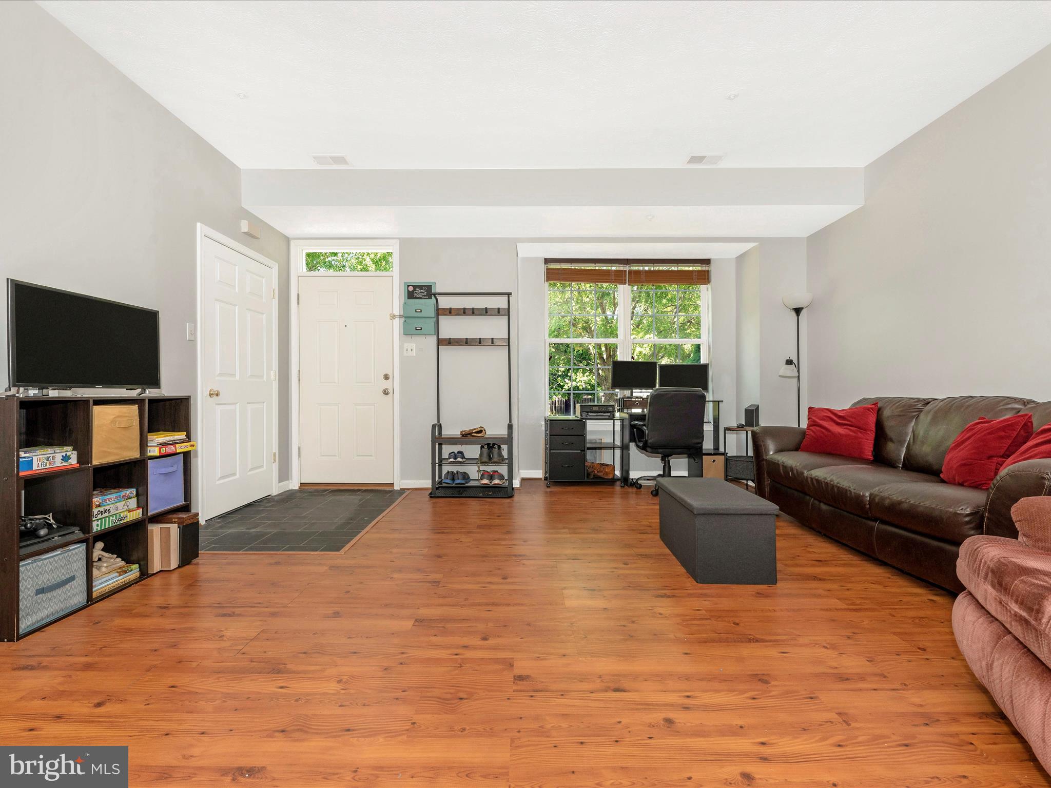 1405 Jay Road, Unit 16 Eldersburg, MD 21784 - Photo 5 of 27 Living Room