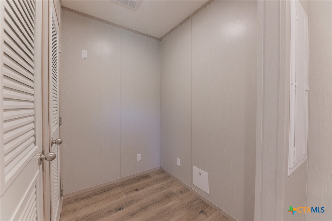 3505 Ivy Gap Road Kempner, TX 76539 - Photo 17 of 43 a view of an empty room