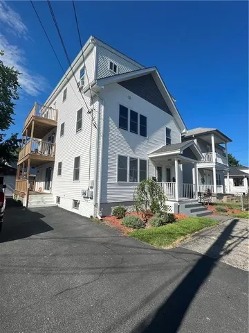 $2,200 | 24 Chaplin Street, Pawtucket, RI 02861
