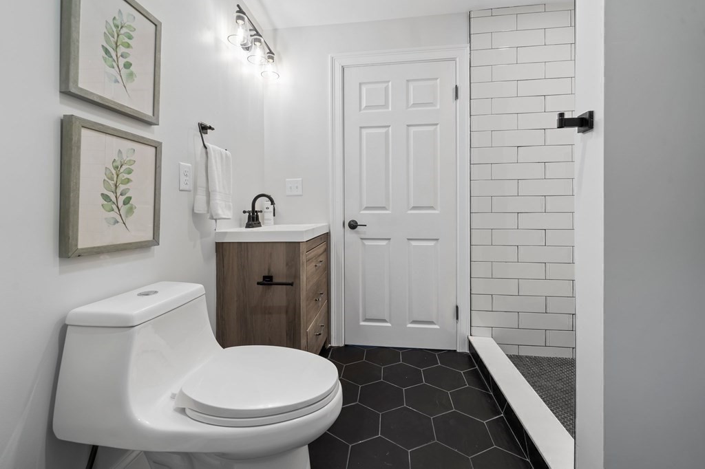 6 Poe Road Billerica, MA 01821 - Photo 24 of 42