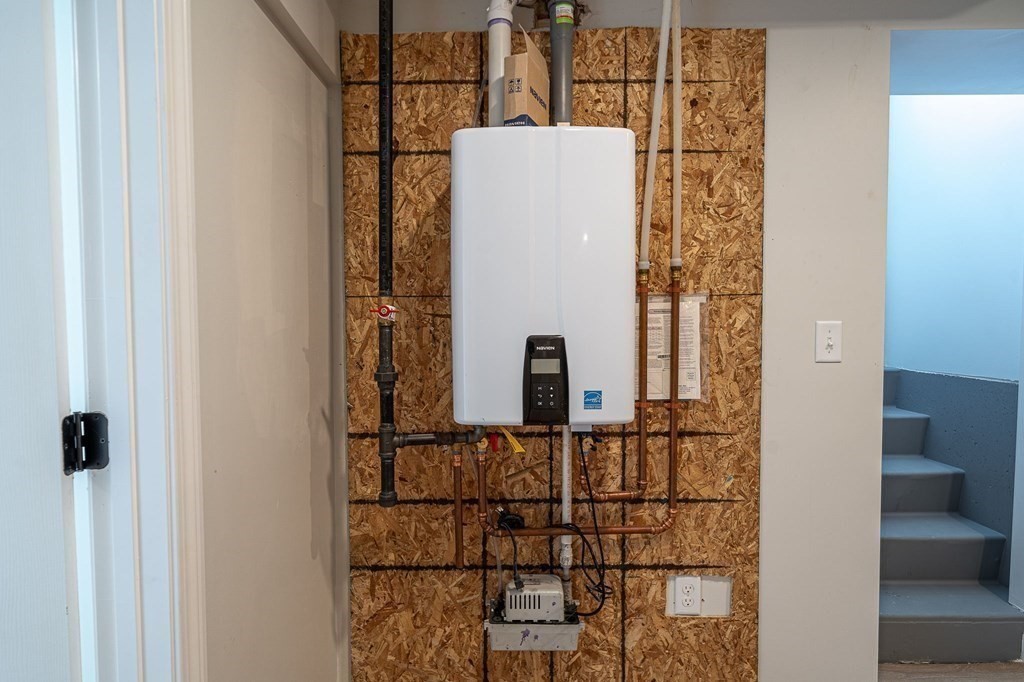 6 Poe Road Billerica, MA 01821 - Photo 35 of 42