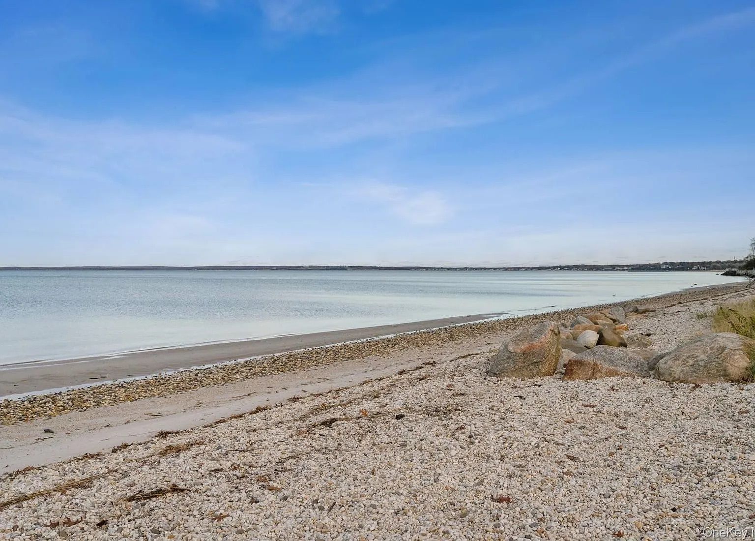 14 East Landing Road Hampton Bays, NY 11946 - Photo 2 of 17