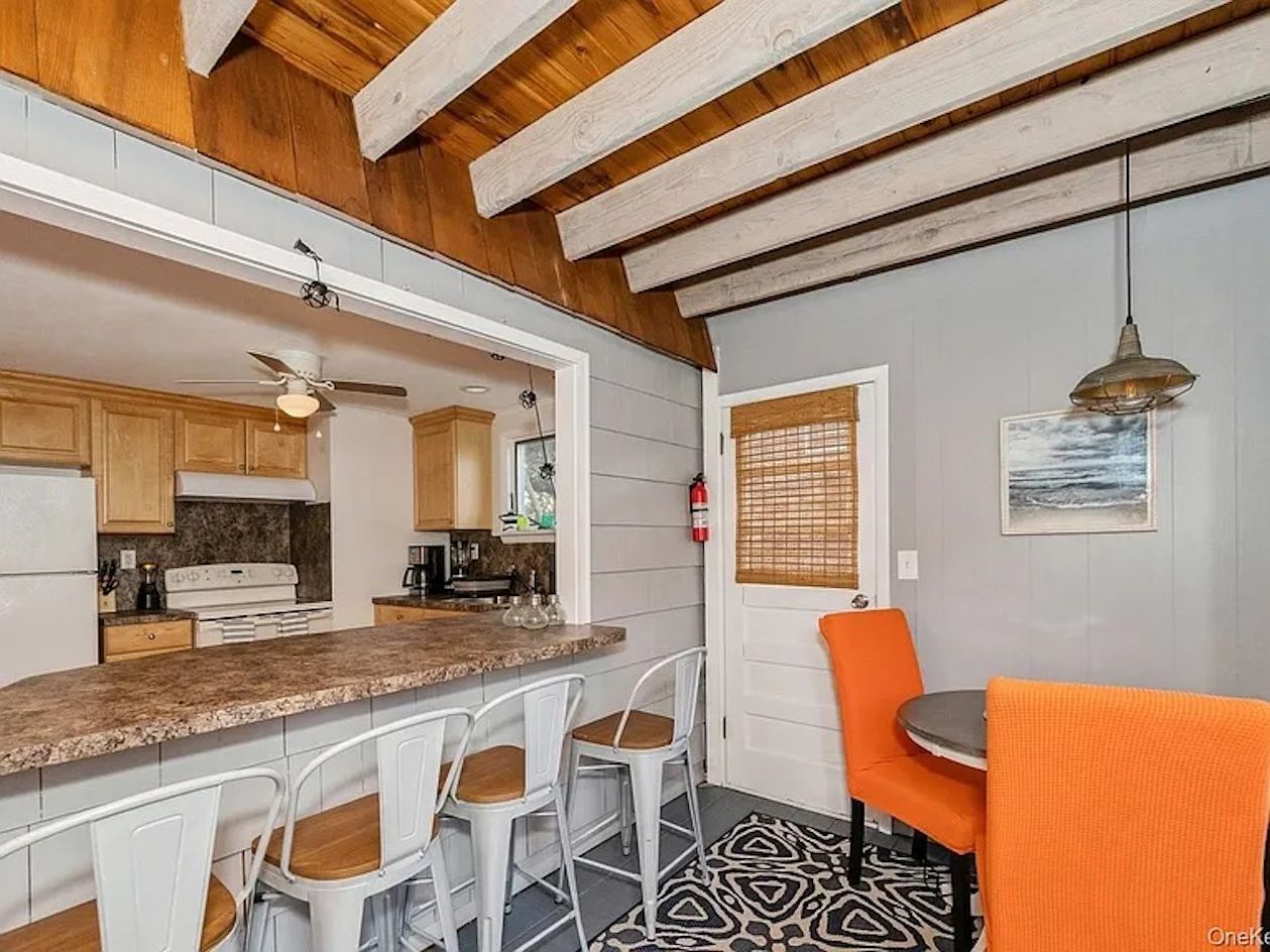 14 East Landing Road Hampton Bays, NY 11946 - Photo 5 of 17