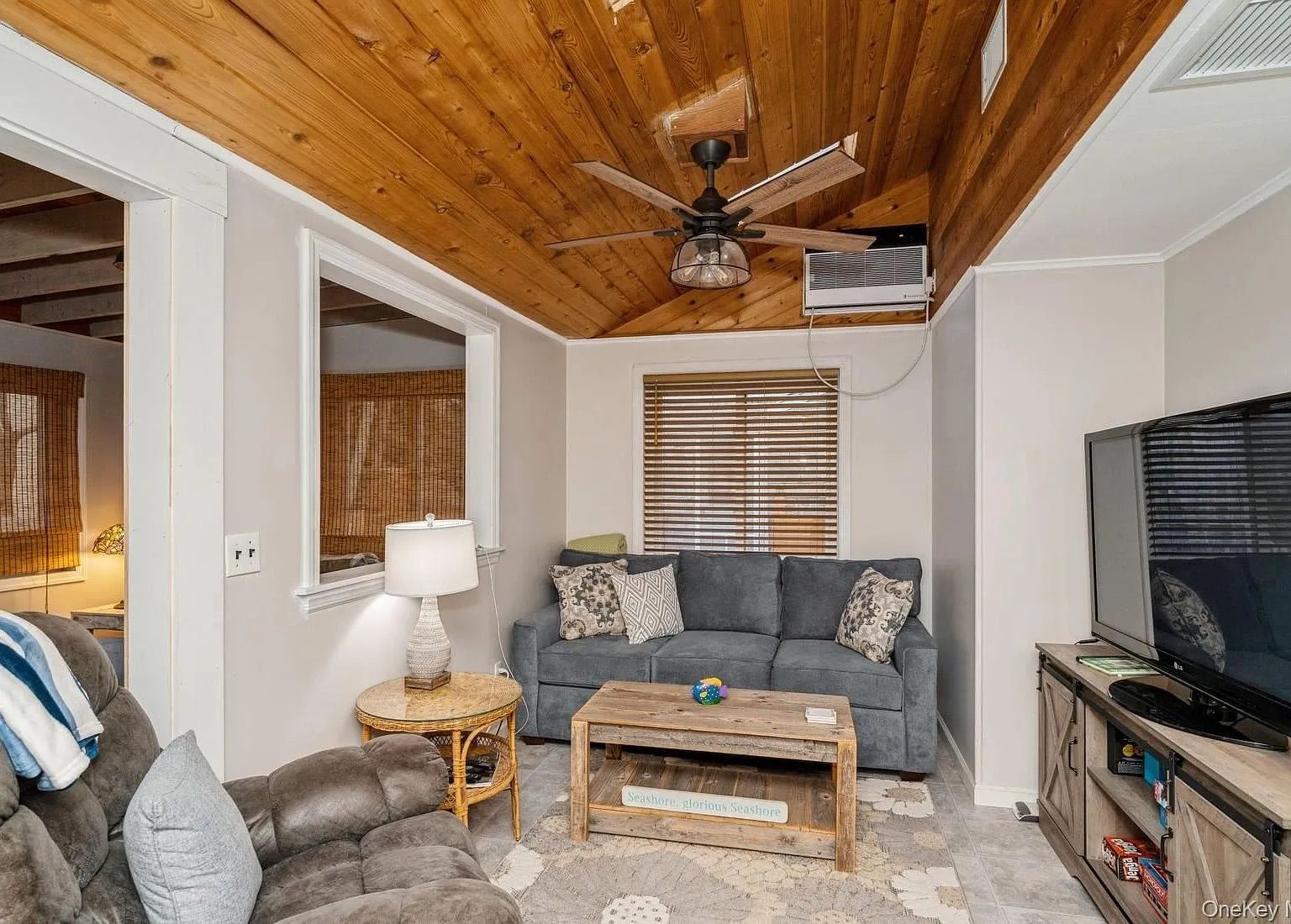 14 East Landing Road Hampton Bays, NY 11946 - Photo 9 of 17