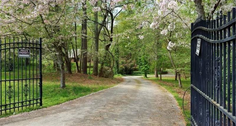 3000 Cathedral Place Decatur, GA 30034 - Photo 6 of 50