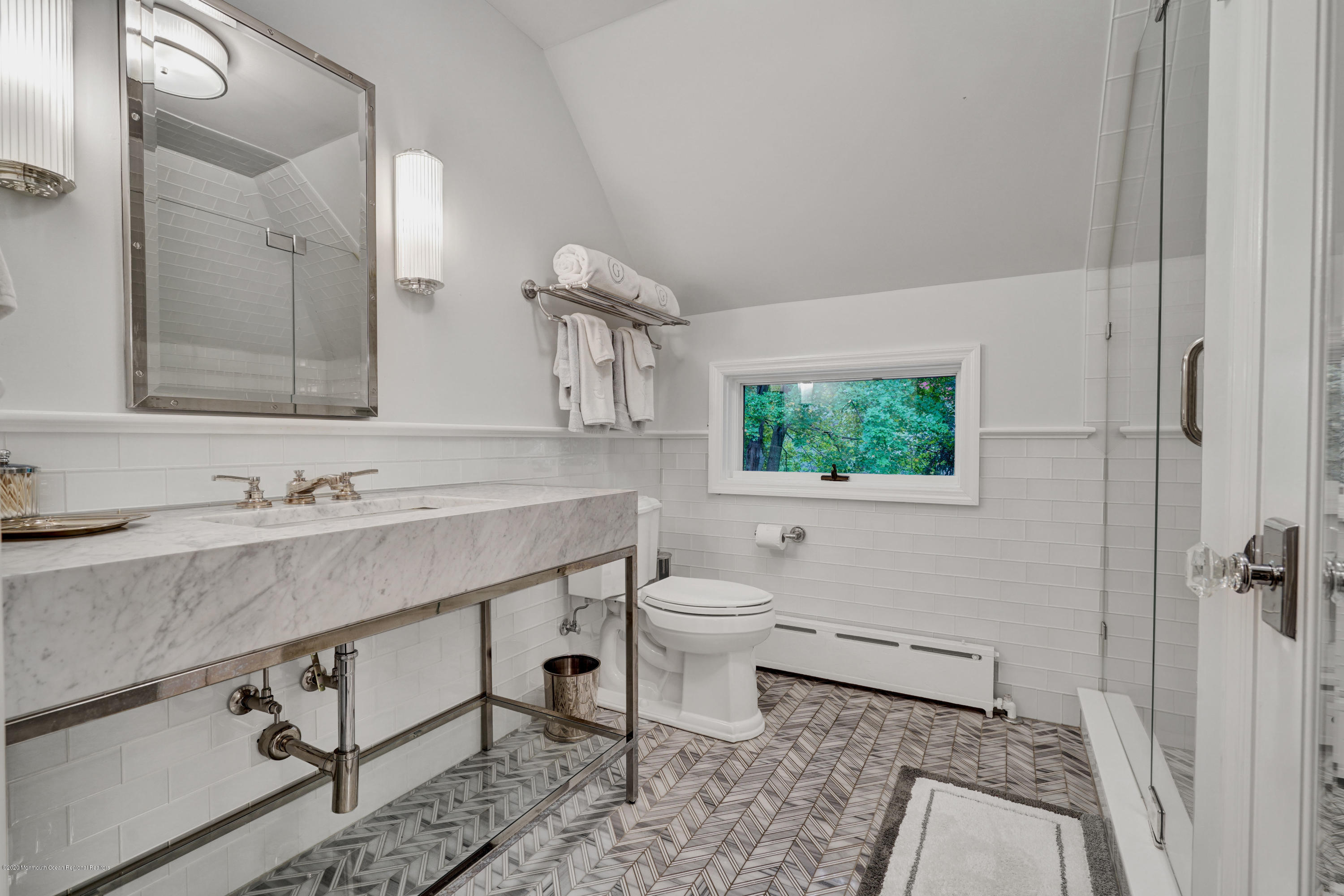 8 South Rohallion Drive Rumson, NJ 07760 - Photo 15 of 41 075_ros00919