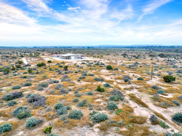16033 Door Key Road San Angelo, TX 76904 - Photo 8 of 100